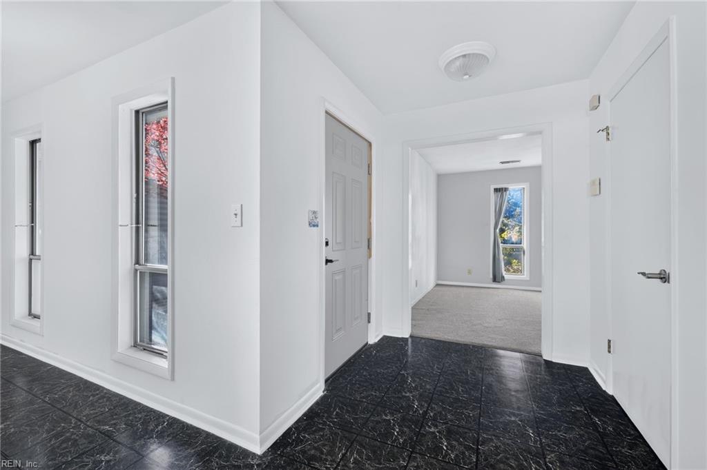 1508 Bayberry N Ct Property Photo 5
