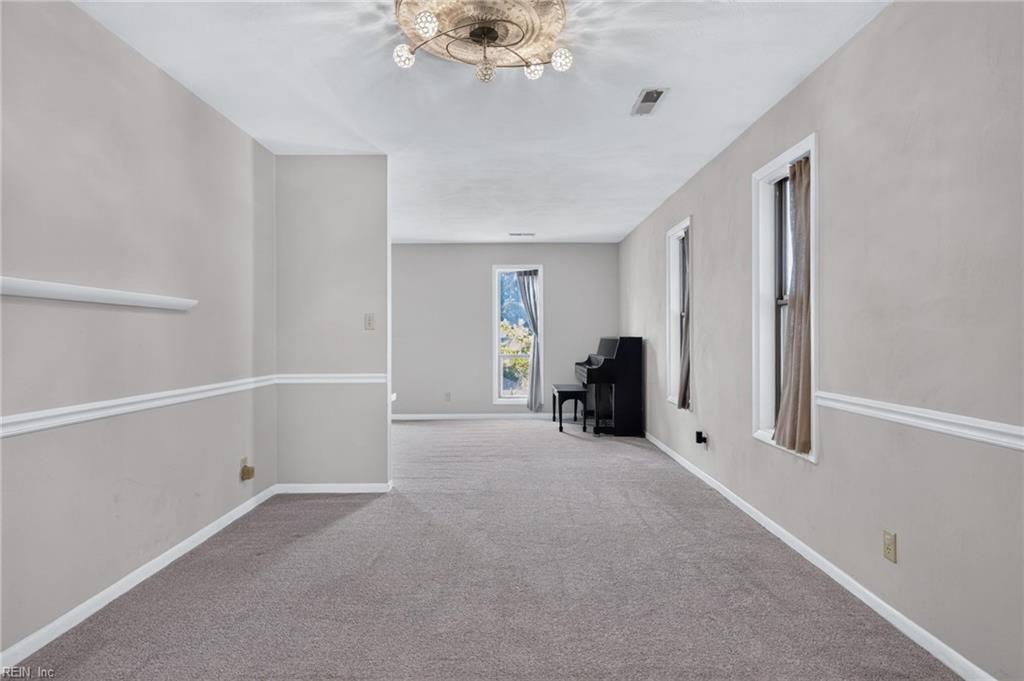 1508 Bayberry N Ct Property Photo 14