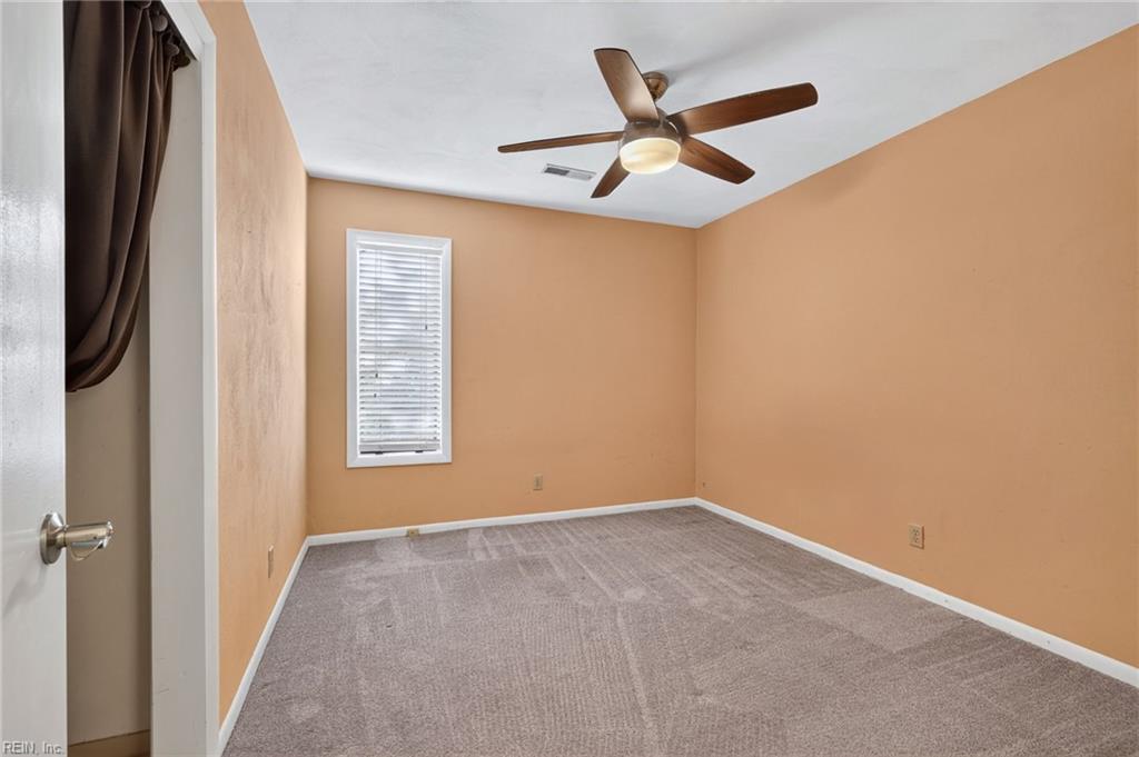 1508 Bayberry N Ct Property Photo 24