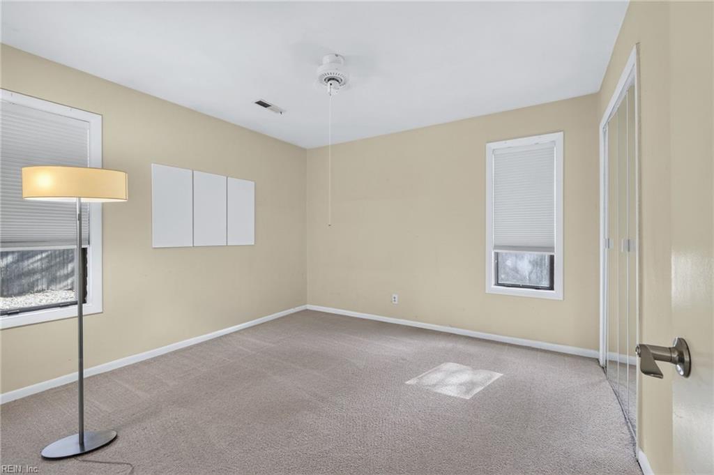 1508 Bayberry N Ct Property Photo 26