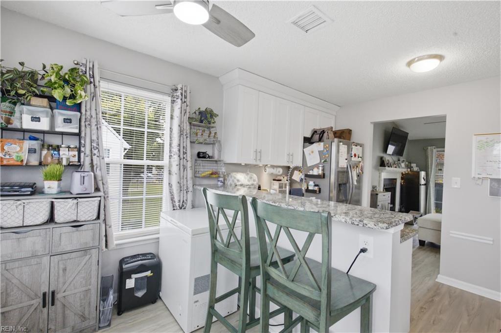 3704 Towne Point Rd Property Photo 14