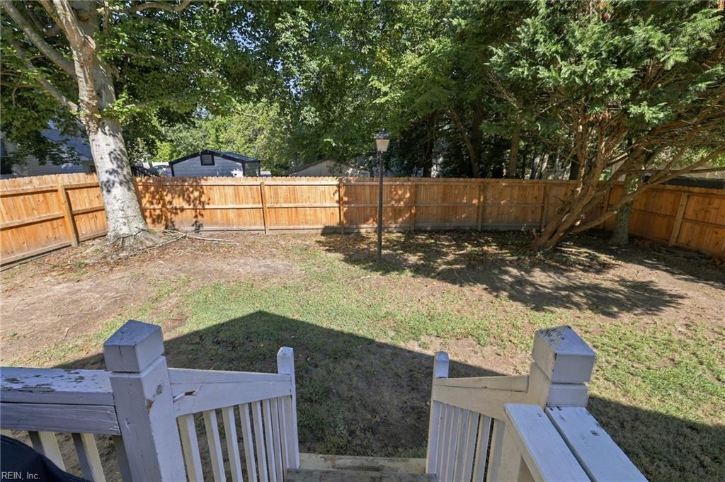 227 Abingdon Cir Property Photo 33