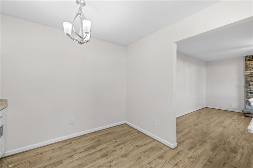 1425 Glendale Ave Property Photo 9