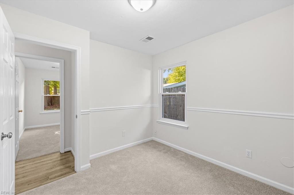 1425 Glendale Ave Property Photo 25