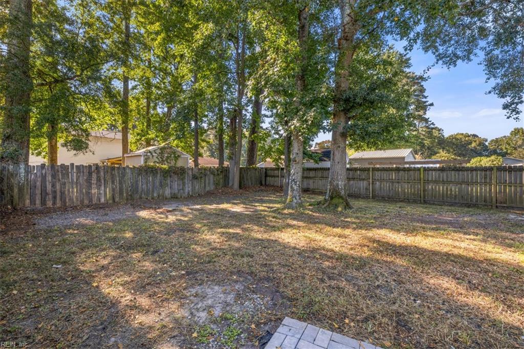 1425 Glendale Ave Property Photo 27