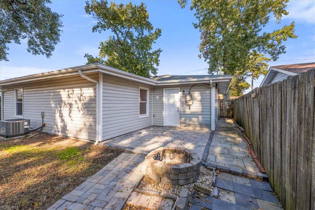 1425 Glendale Ave Property Photo 31