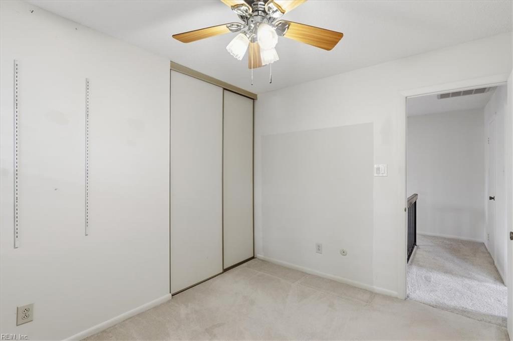 5204 Shorebreeze Ct Property Photo 25