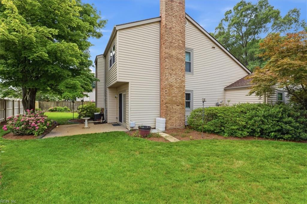 5204 Shorebreeze Ct Property Photo 39