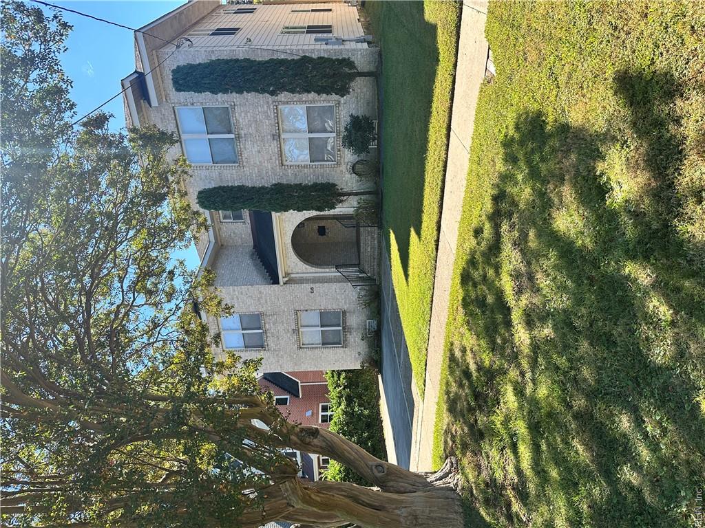 1315 Bolling Ave Property Photo 3