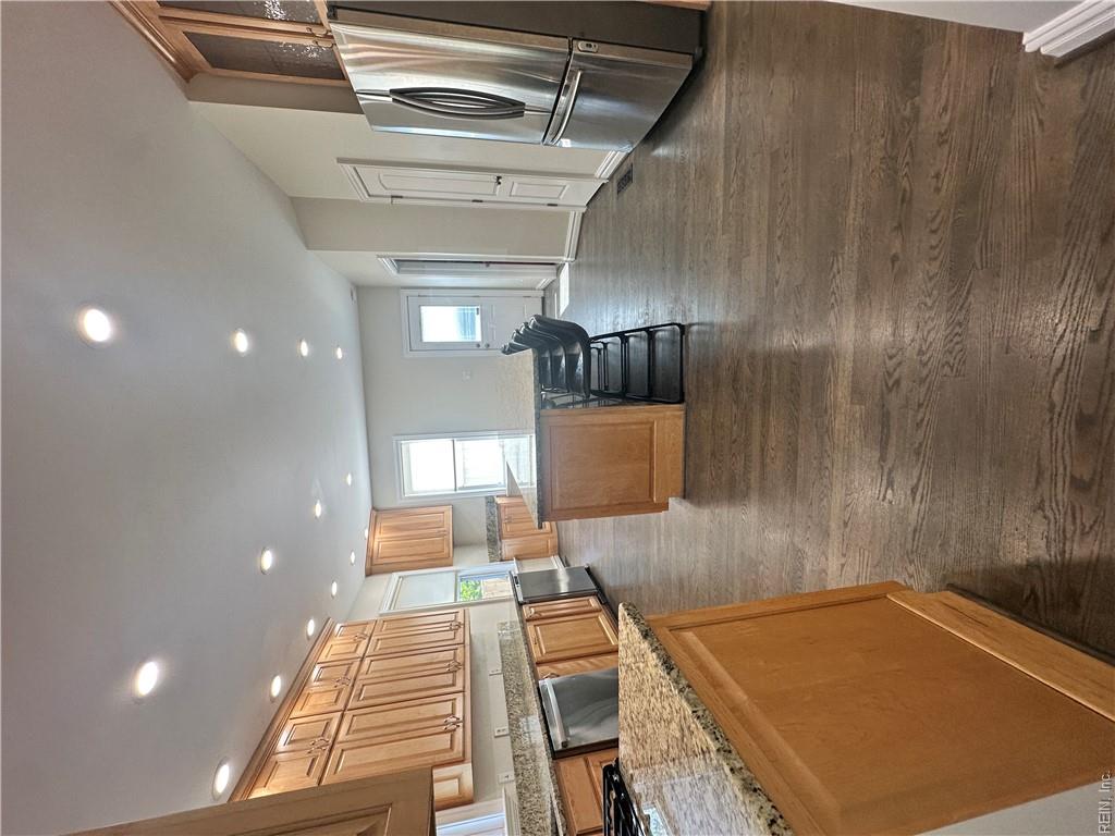 1315 Bolling Ave Property Photo 8