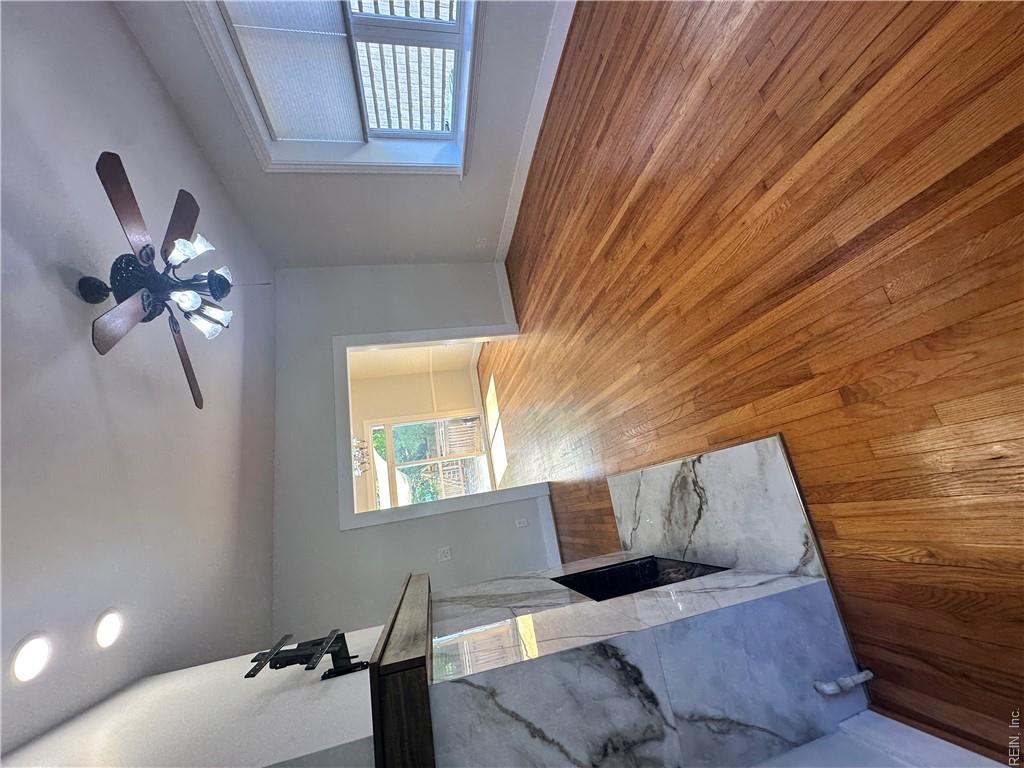 1315 Bolling Ave Property Photo 26