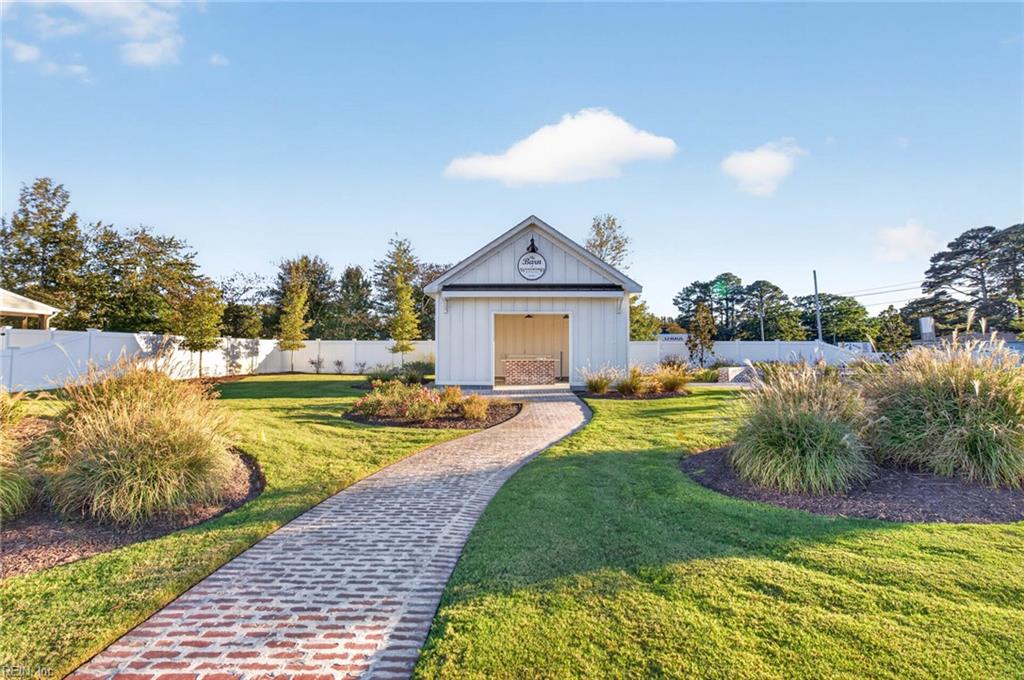 203 Hessian Loop Property Photo 40