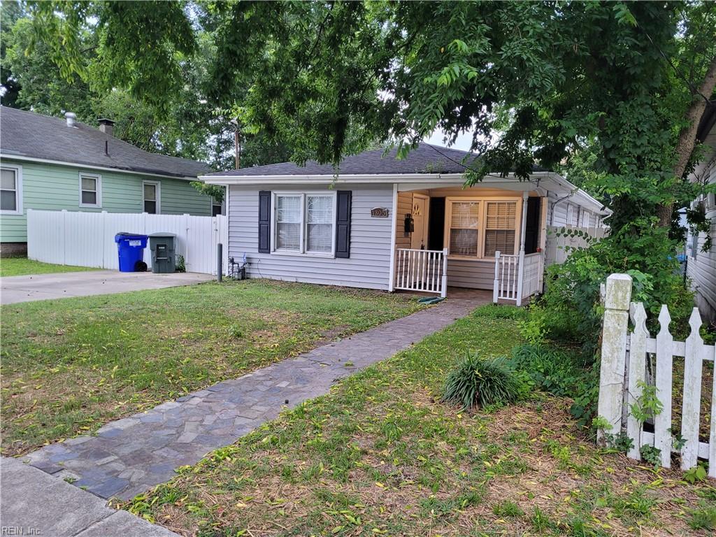 1305 W 37th Street St Property Photo 3