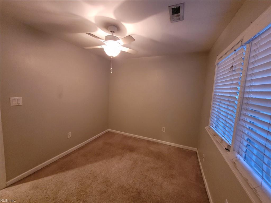 1305 W 37th Street St Property Photo 7