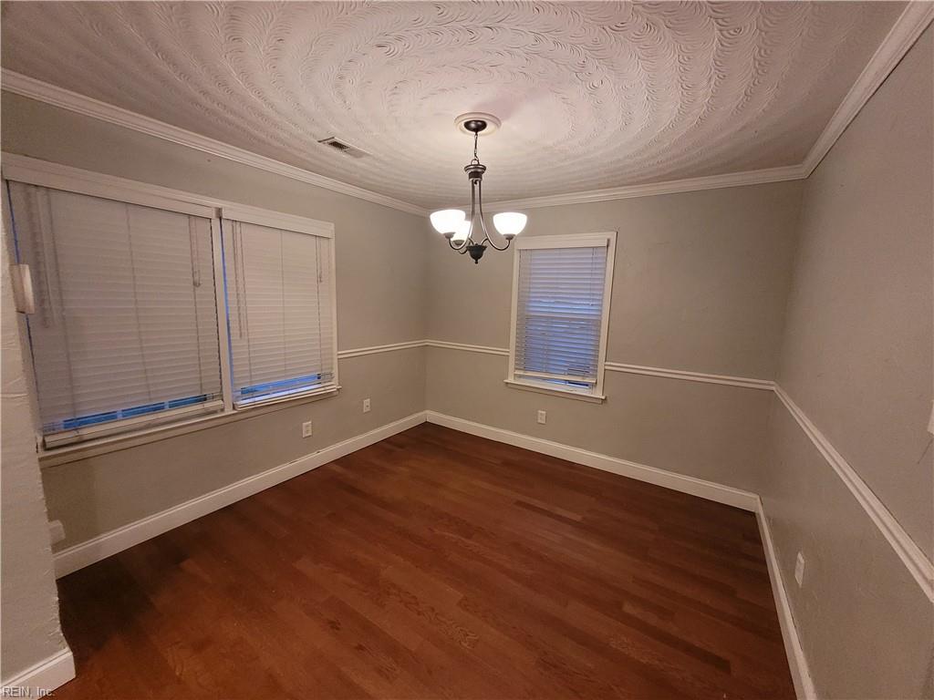 1305 W 37th Street St Property Photo 13