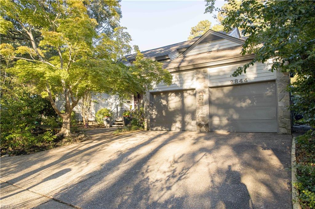 2844 Kings North Rd Property Photo 1