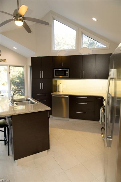 2844 Kings North Rd Property Photo 12
