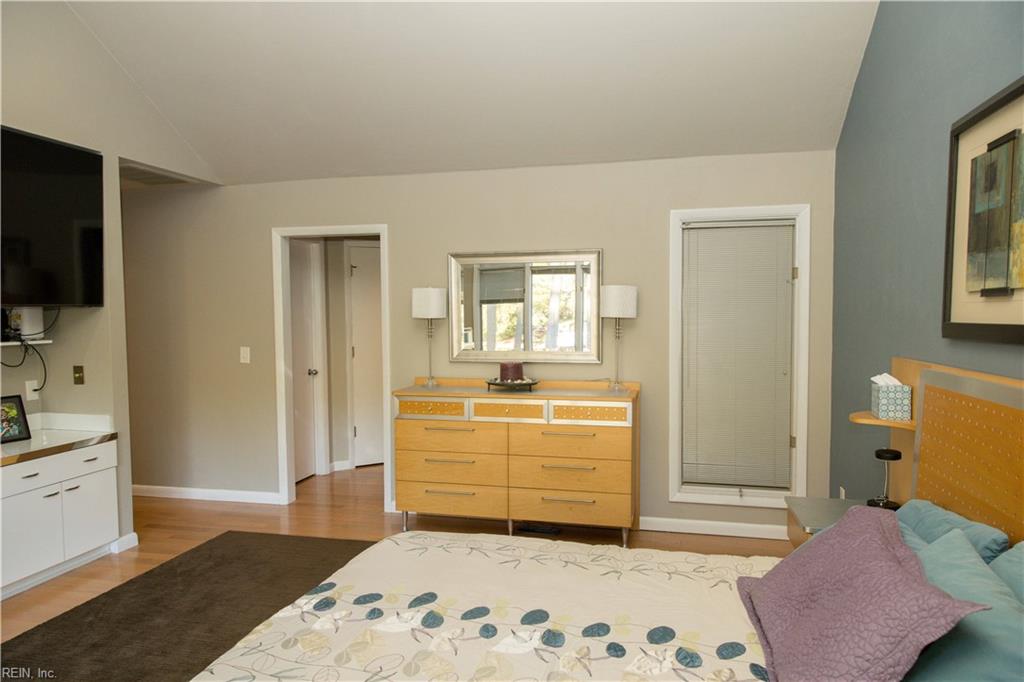 2844 Kings North Rd Property Photo 16