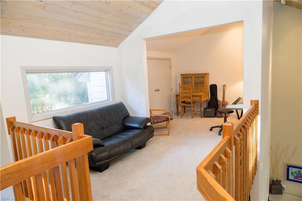 2844 Kings North Rd Property Photo 27