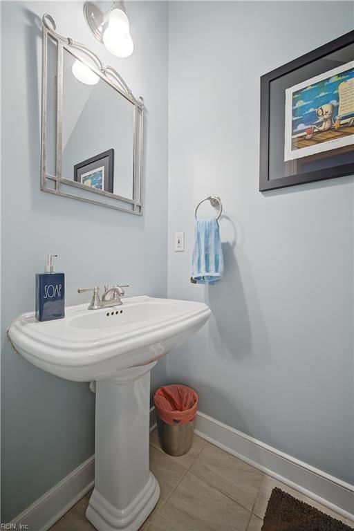 1304 Hawaiian Drive Dr Property Photo 9