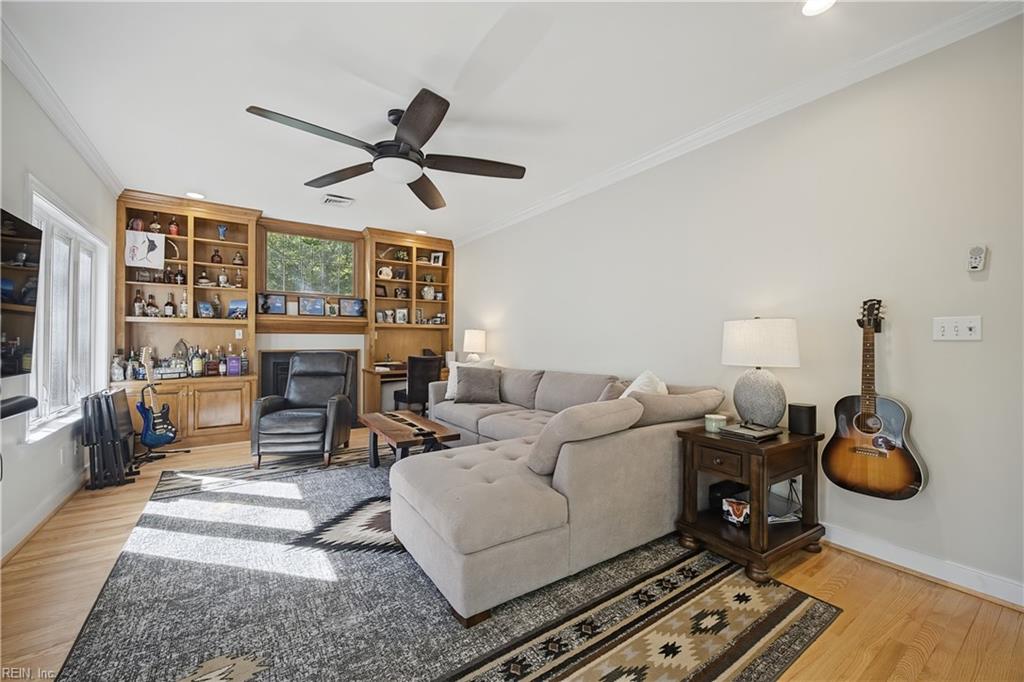 1304 Hawaiian Drive Dr Property Photo 12