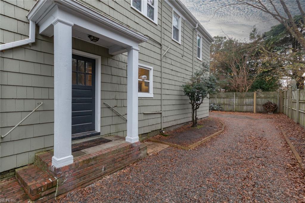 7415 Hampton Blvd Property Photo 5
