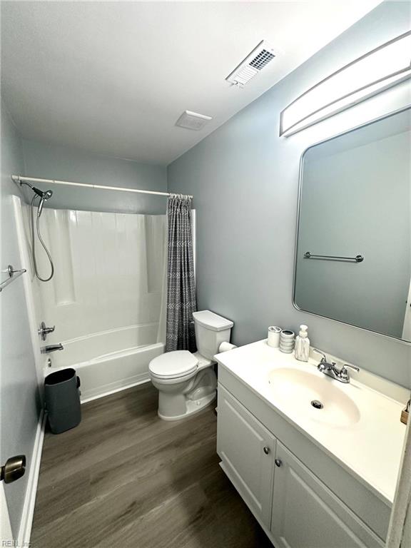 1500 Canterford Ct Property Photo 17