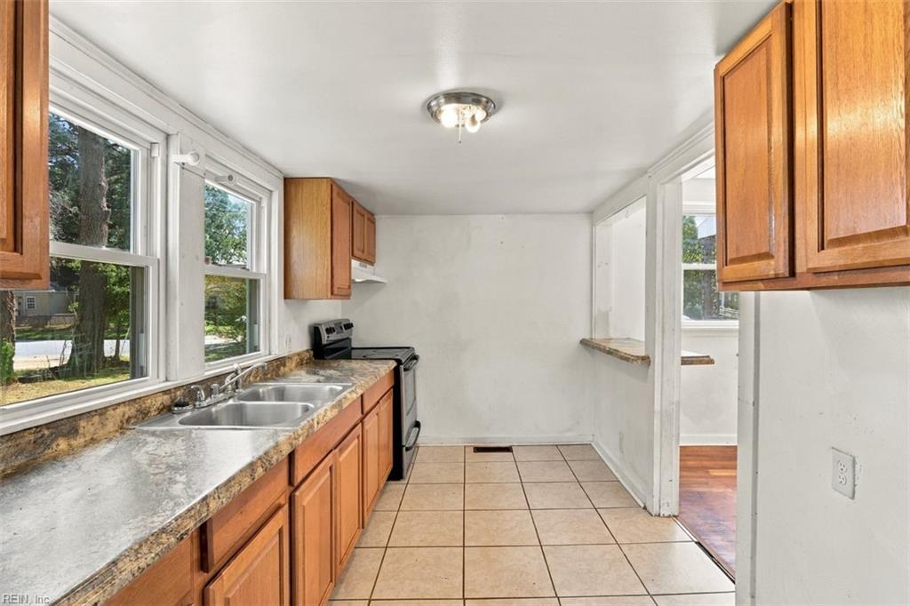 3200 Arlington Pl Property Photo 5