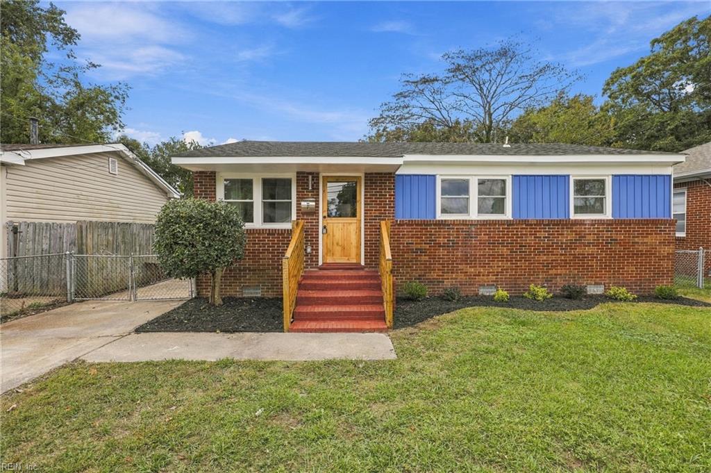 2441 Alder St Property Photo 1