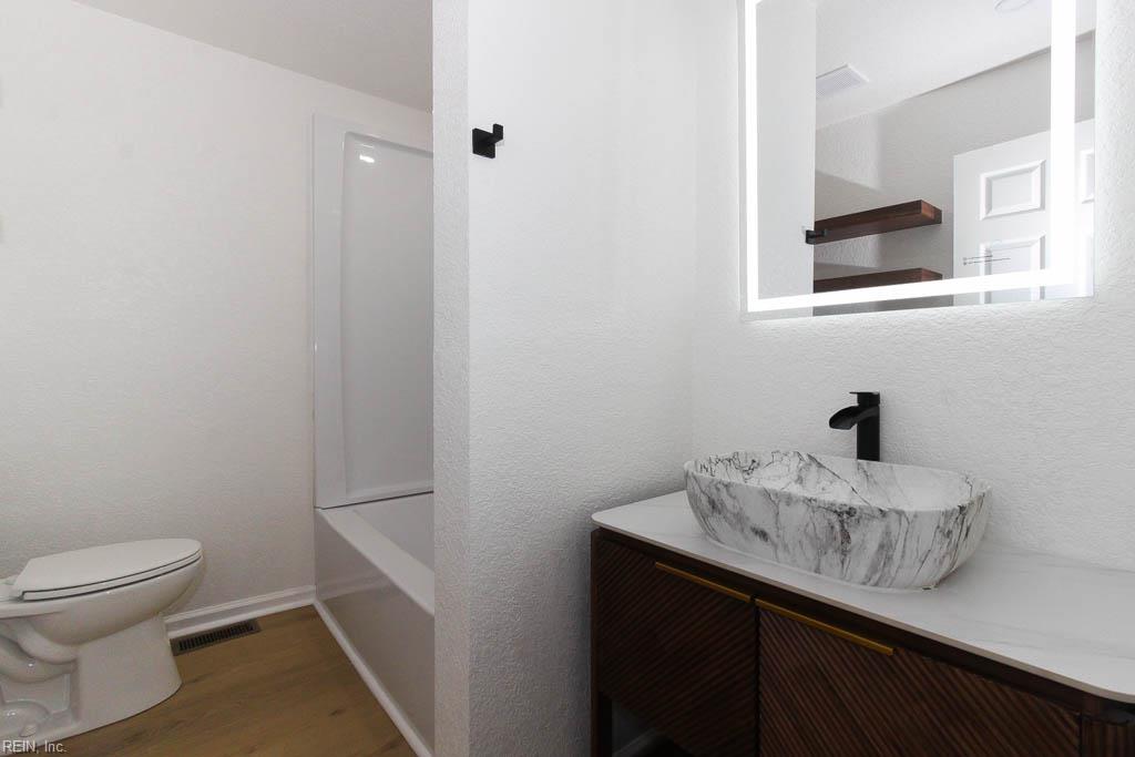 8336 Pythian Ave Property Photo 9