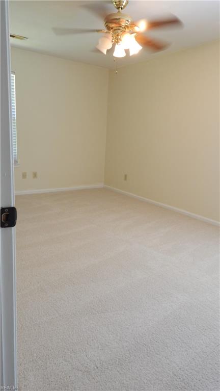 424 Gregory Ln Property Photo 10