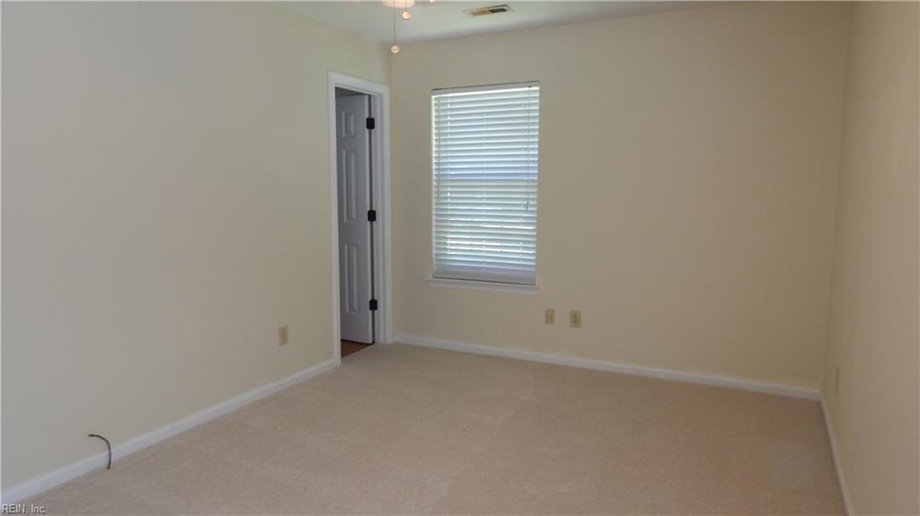 424 Gregory Ln Property Photo 11