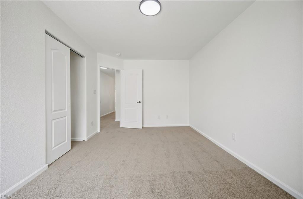 929 Canterwood Ct Property Photo 25