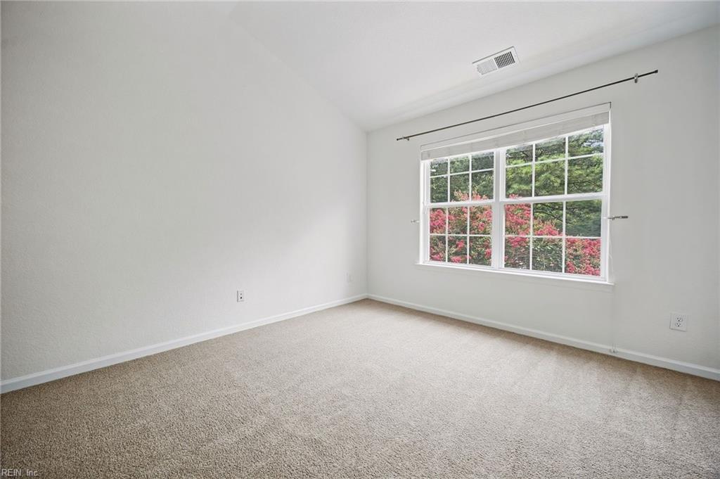 929 Canterwood Ct Property Photo 28
