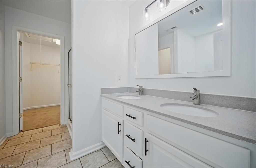 929 Canterwood Ct Property Photo 31