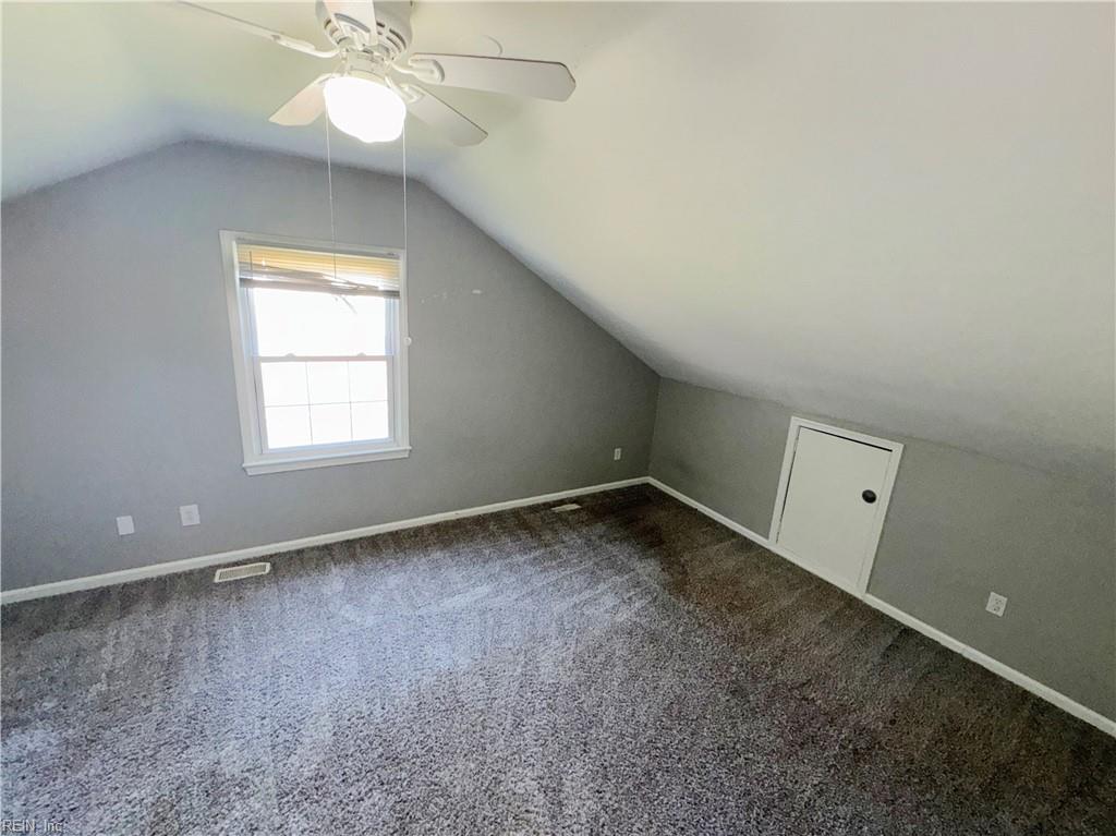 512 Bay Oak Dr Property Photo 12