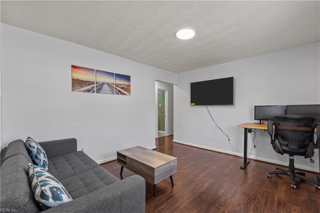 2209 Tarrallton Dr Property Photo 12