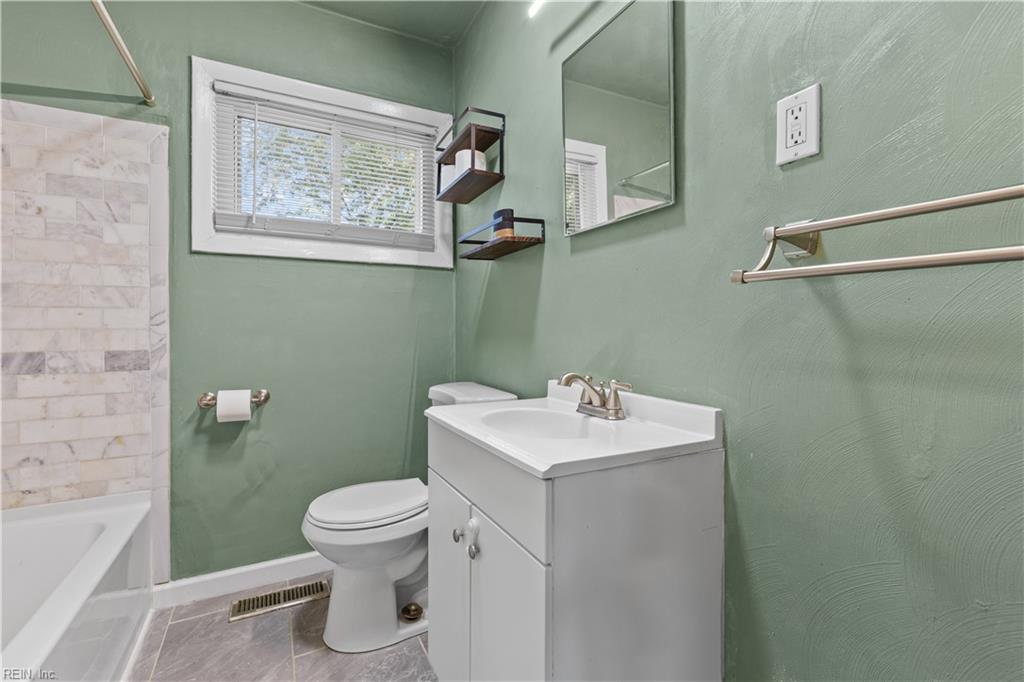 2209 Tarrallton Dr Property Photo 18