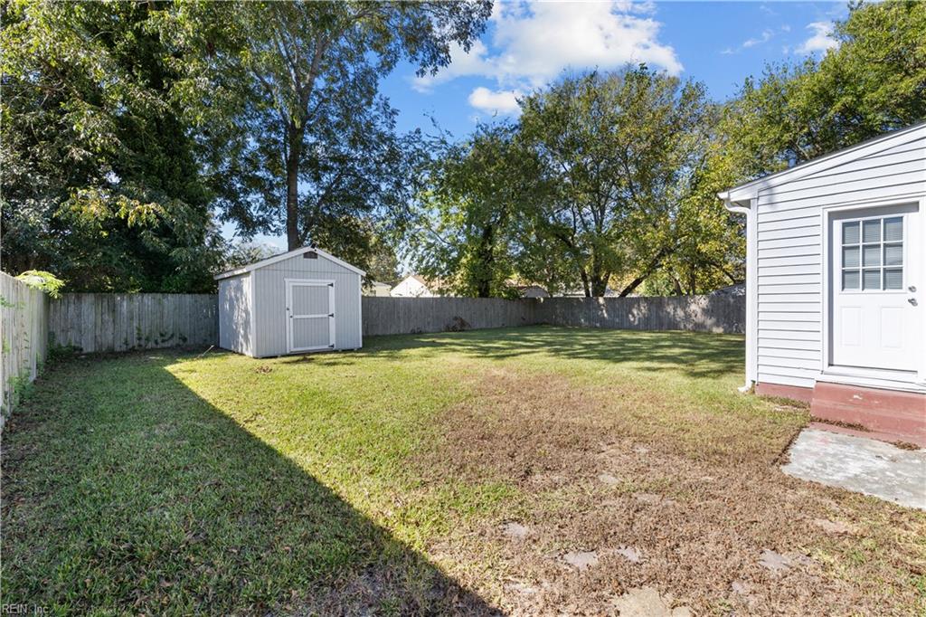 2209 Tarrallton Dr Property Photo 24