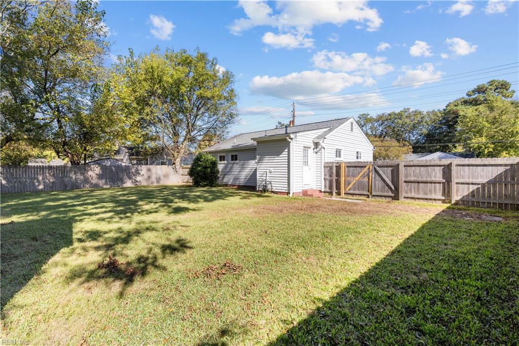 2209 Tarrallton Dr Property Photo 25