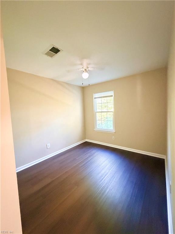312 Seeman Ct Property Photo 16