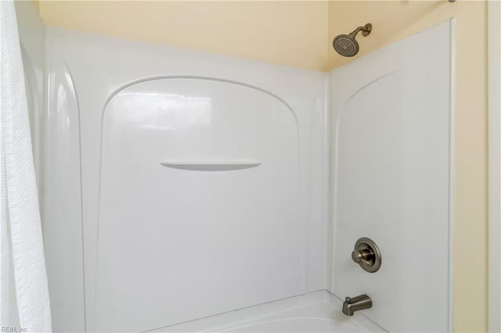 304 28th St Property Photo 18