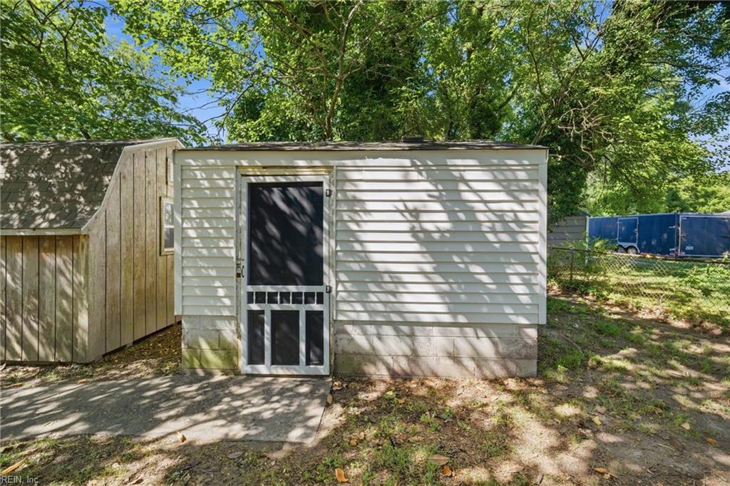 752 Lynch Ln Property Photo 35