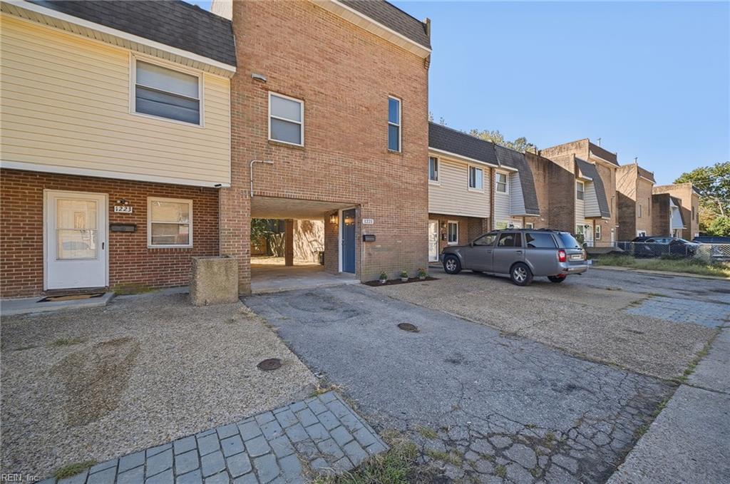 1221 Curie Ct Property Photo 2
