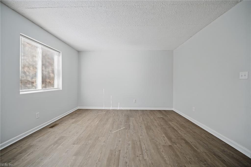 1221 Curie Ct Property Photo 13