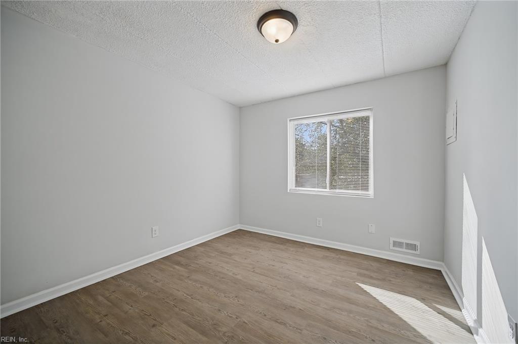 1221 Curie Ct Property Photo 14