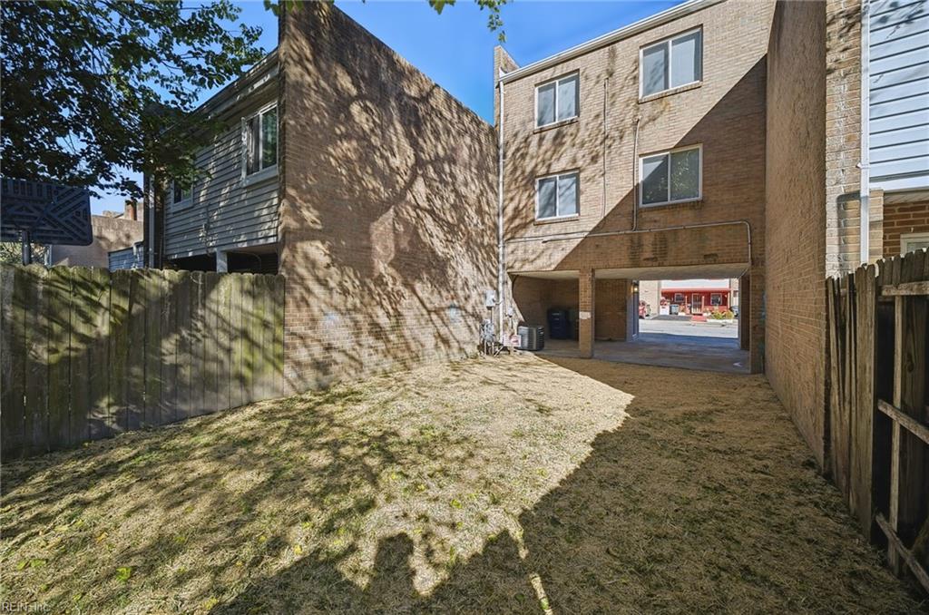 1221 Curie Ct Property Photo 25