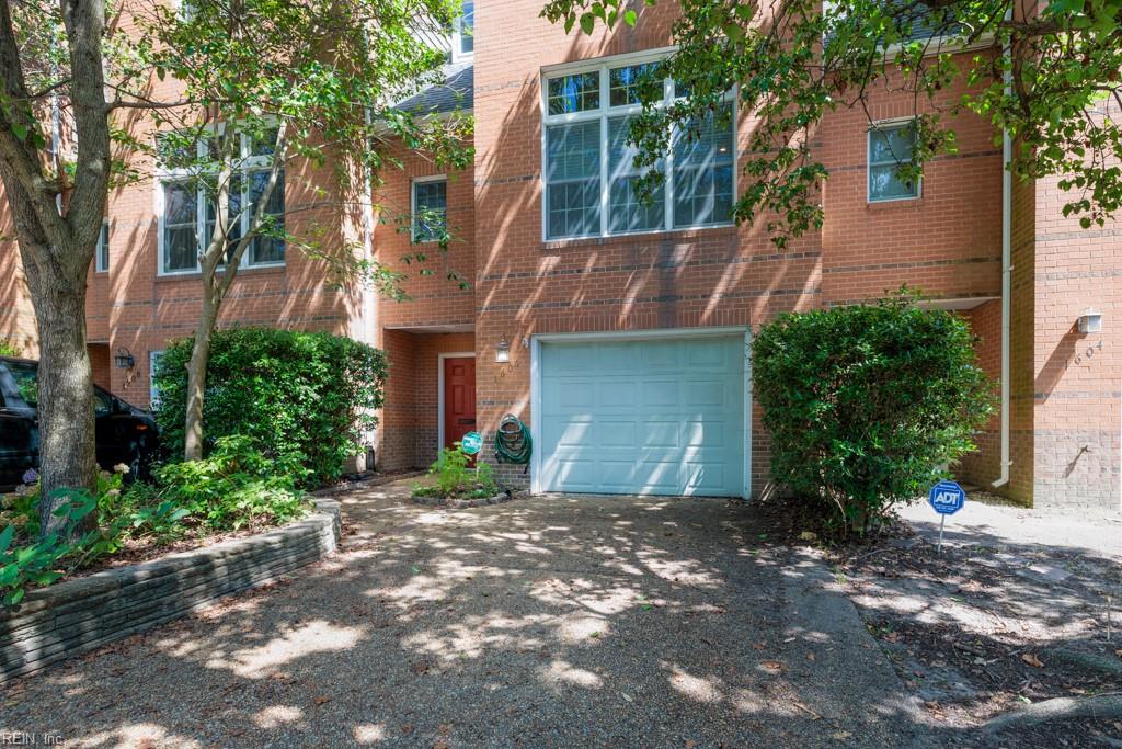 1606 Pasadena Ct Property Photo 1