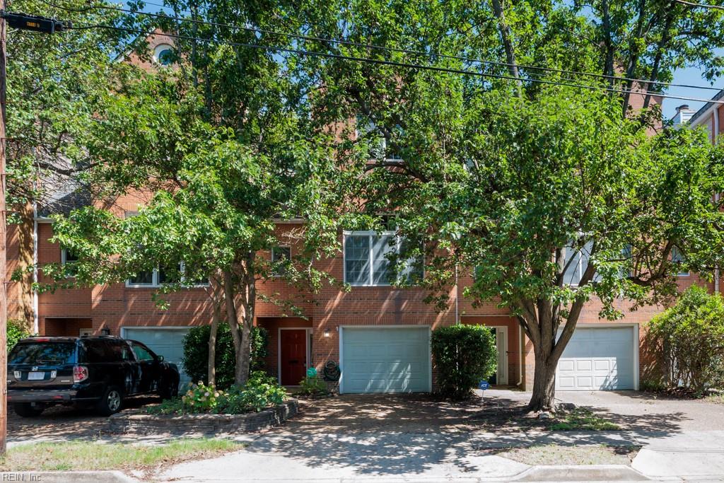 1606 Pasadena Ct Property Photo 2