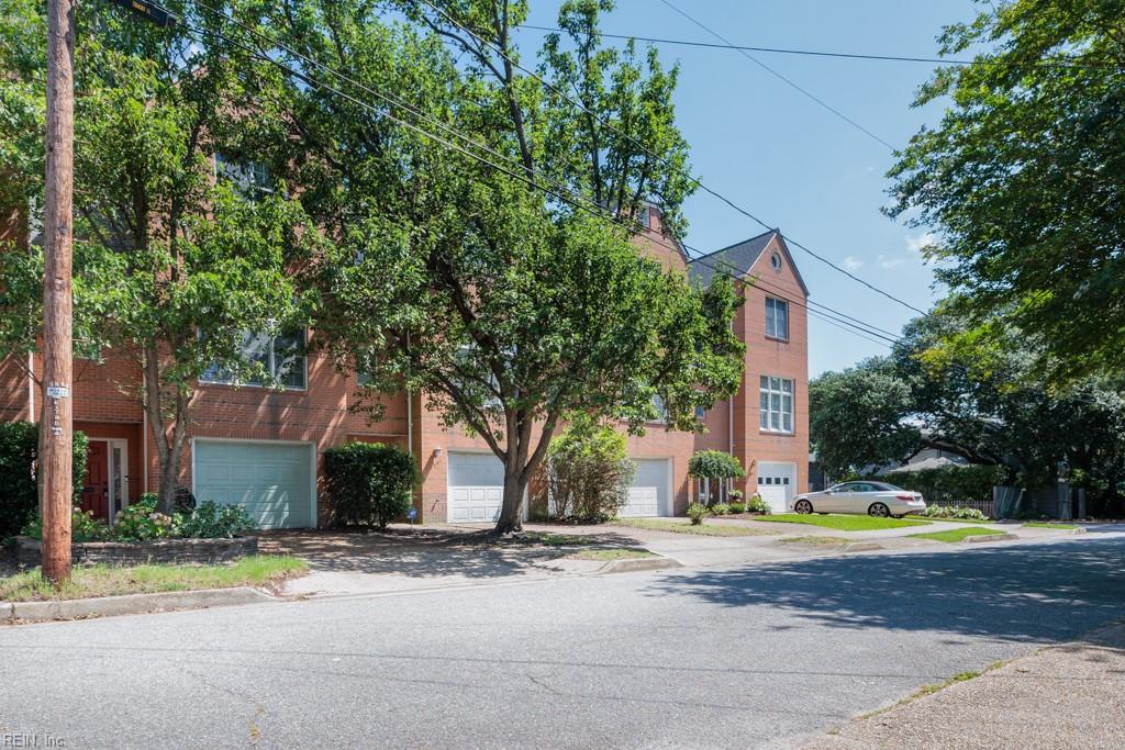 1606 Pasadena Ct Property Photo 3